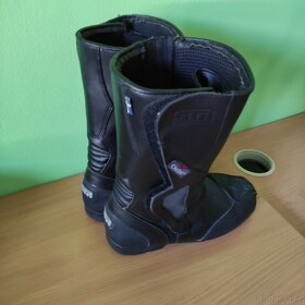 Prodám dámskou koženou bundu+ kalhoty+ boty PSI Hubik - 7