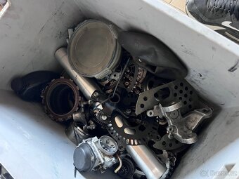Suzuki LTZ 400, stunt, po zadnim, - 7