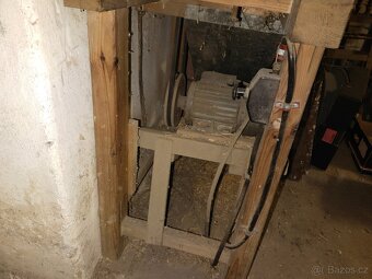 Truhlářský ponk a hoblovka - 7