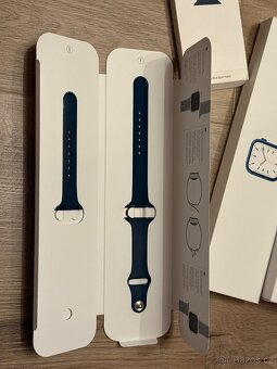 Apple Watch 7, 41mm Aluminium - 7
