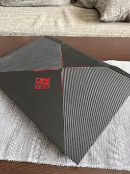 HP Omen 15,GTX 1050 4gb,I5 8300H - 7