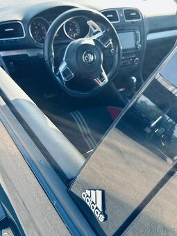 Golf 6 GTI - EDICE ADIDAS - 7