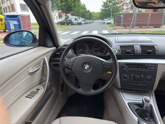 BMW 1 - 2,0 TDI 100kw. BOHATÁ VÝBAVA - 7