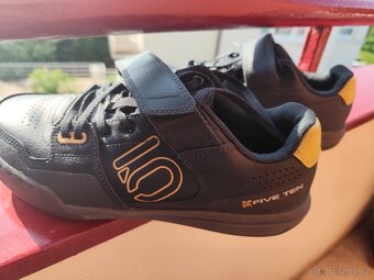 Five Ten boty Hellcat - Carbon/Oat/Chacoa / vel.42 - 7