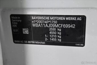 BMW Řada 5 3,0 530d 210 kW Steptronic - 7