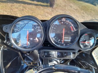 Yamaha TRX 850 - 7