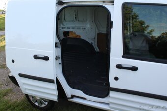Ford Transit Connect 1.8TDCi, 2 x Majitel, Servisní kniha - 7
