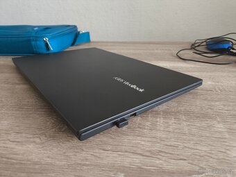 Notebook Asus Vivobook - OLED varianta - perfektní stav - 7