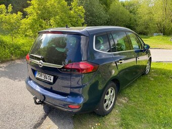 Opel ZAFIRA TOURER 2,0 D - 7
