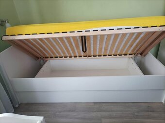 Válenda / postel včetně matrace - 7