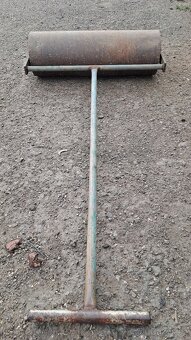 Prodám ručně vedení zahradní válec - 7