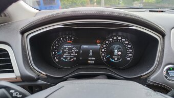 Luxusní Ford Mondeo Combi VIGNALE 2.0 TDCi 132kW – TOP VÝBAV - 7