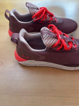 Dámské tenisky Under Armour - 7