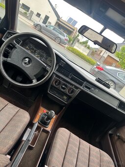 Mercedes-Benz 190 2.0 benzin - 7