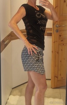 Nové dámské tričko černé průsvitné vel S až M s flitry - 7