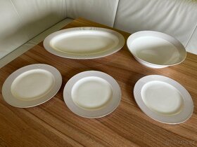 Kostní kvalitní porcelán - mísa, talíře - 7