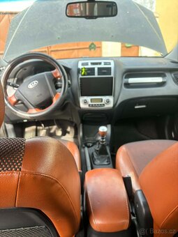 Kia Sportage 2.0 CRDI - 7