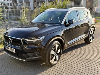 Volvo XC40 D4 AWD Panorama (odpočet DPH) - 7
