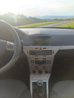 Opel Astra H Caravan. Nová technická, výborný stav - 7
