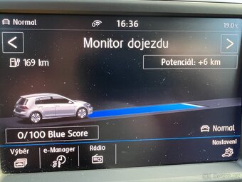 VOLKSWAGEN eGOLF VII  NAVI FULL LED - 7