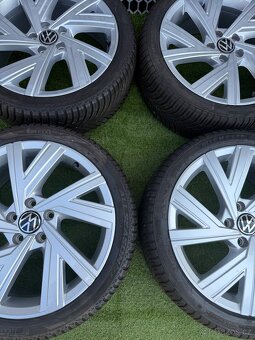 Volkswagen GOLF 8 - originální celoroční sada 225/40 R18 - 7