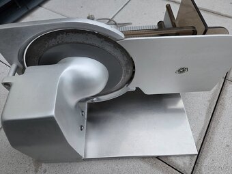 Nářezový stroj GRAEF - 7