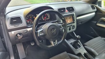 VOLKSWAGEN SCIROCCO Sport - 2,0TSi 147kW Manuál. - 7
