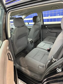 VW Touran 1,9TDI 7míst - 7