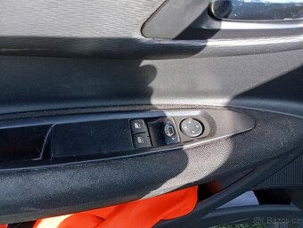 Citroen C4 1.6Hdi 66kW 5 dveří - 7