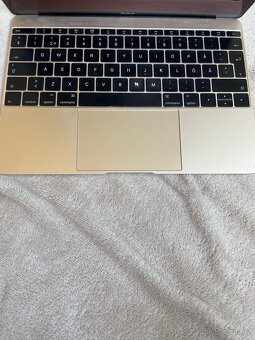 Apple MacBook 12” (2015) – Intel Core i7 / Zlatý - 7