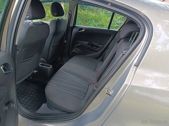 Opel Corsa D 1,2 - 7