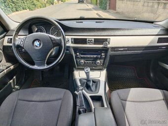 BMW 318D - 7