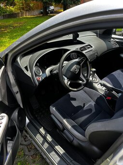 Prodám Hondu Civic 1.4 - 7