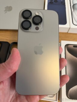 Apple iPhone 15 Pro - 7