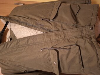 chlapecká zímní bunda značky Y.F.K. vel. 134/140 - 7