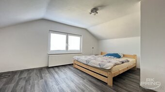 Rodinný dům, 210 m² na pozemku 577 m², bazén, Jilové u Prahy - 7