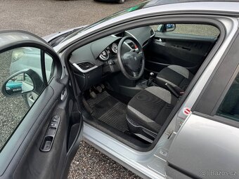 Peugeot 207 - 7