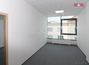 Pronájem kanceláří, 2000 m2, Ostrava, Masarykovo náměstí - 7