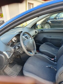 Peugeot 206 plus 1.1 44 kW - 7