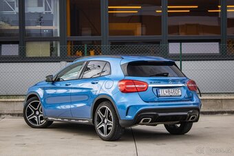 Mercedes-Benz GLA 200 d 4MATIC - 7