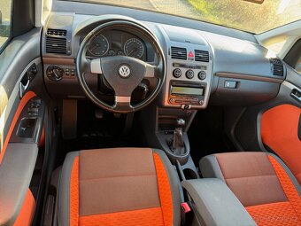 Volkswagen Touran Cross 2.0 TDI 125kW tažné - 7