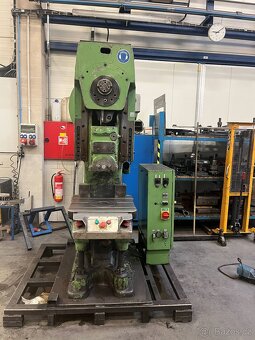 Weingarten ARV 40 Excentrický lis - 7