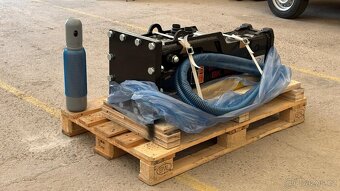 Bourací kladivo - BK HAMMER 680 pro rýpadla 4  - 8 tuny - 7