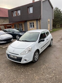 Toyota Aygo Pronájem 4,5L/100 - 7