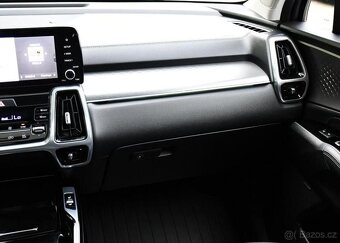 Kia Sorento 2.2CRDi BOSE PANORAMA 7MÍST - 7