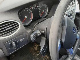 Ford Focus 2 1,6i 74kW ZETEC 2006 - dily z AUT - 7