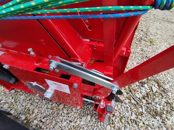 Naviják na traktor WIRAX 4000 KG - 7