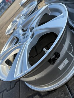 Alu Hyundai 5x114,3r17 7J ET 47 TPMS - 7