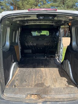 Ford Transit Connect - 7