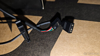 Lian Li Strimer Plus V2 12+4pin / 3x8pin + Controller - 7